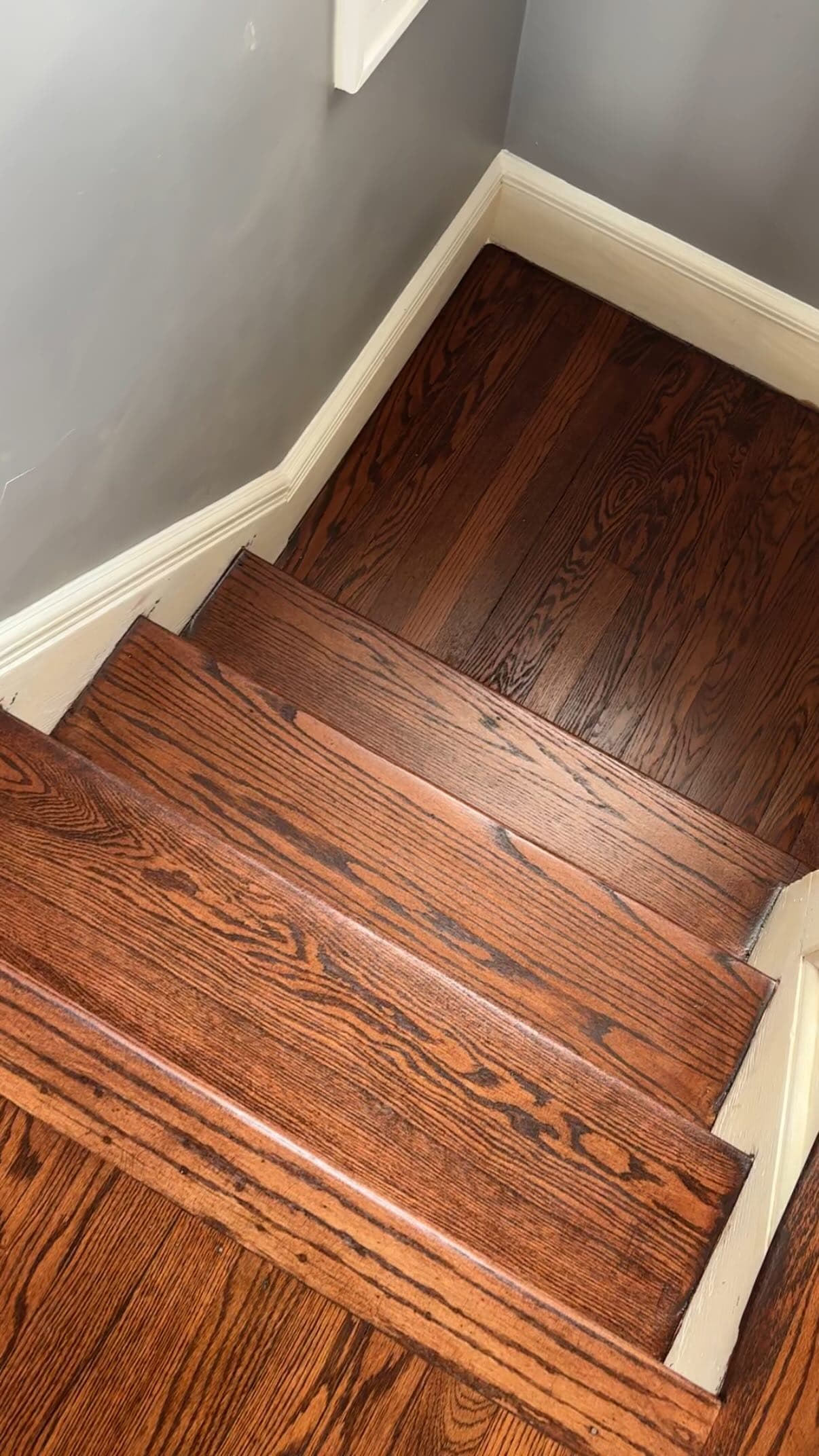 Money can’t buy you happiness, but it can buy you a flooring makeover that makes you fall in love with your space all over again ✨🏡 Give your floors the transformation they des...