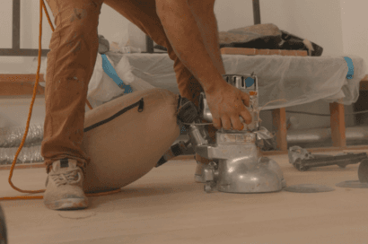 Dustless Sanding vs Traditional Sanding: Which Is Better? (card)